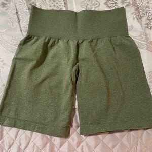 NVGTN Meadow Pro Shorts